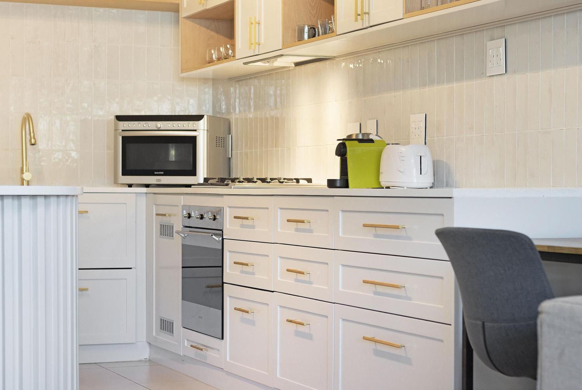 Mayfair Luxury 212 *