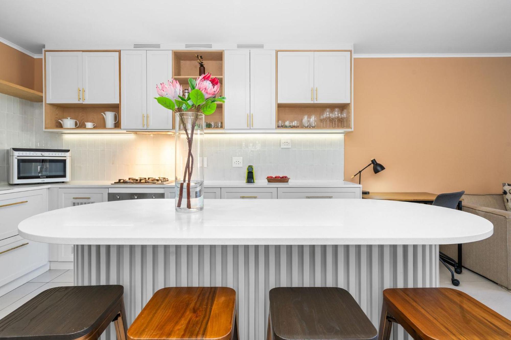 Mayfair Luxury 212 By Host Agents Cape Town